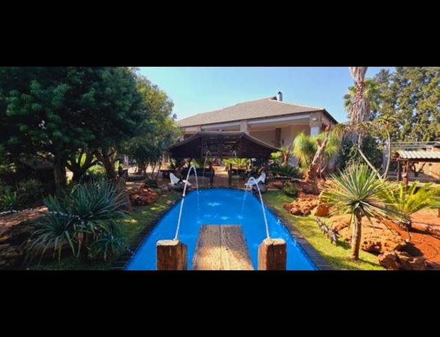 8 BEDROOM HOUSE FOR SALE IN ANNLIN